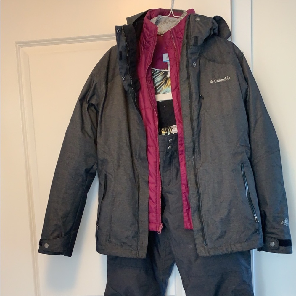 Columbia ski jacket (S) and snow pants (M)